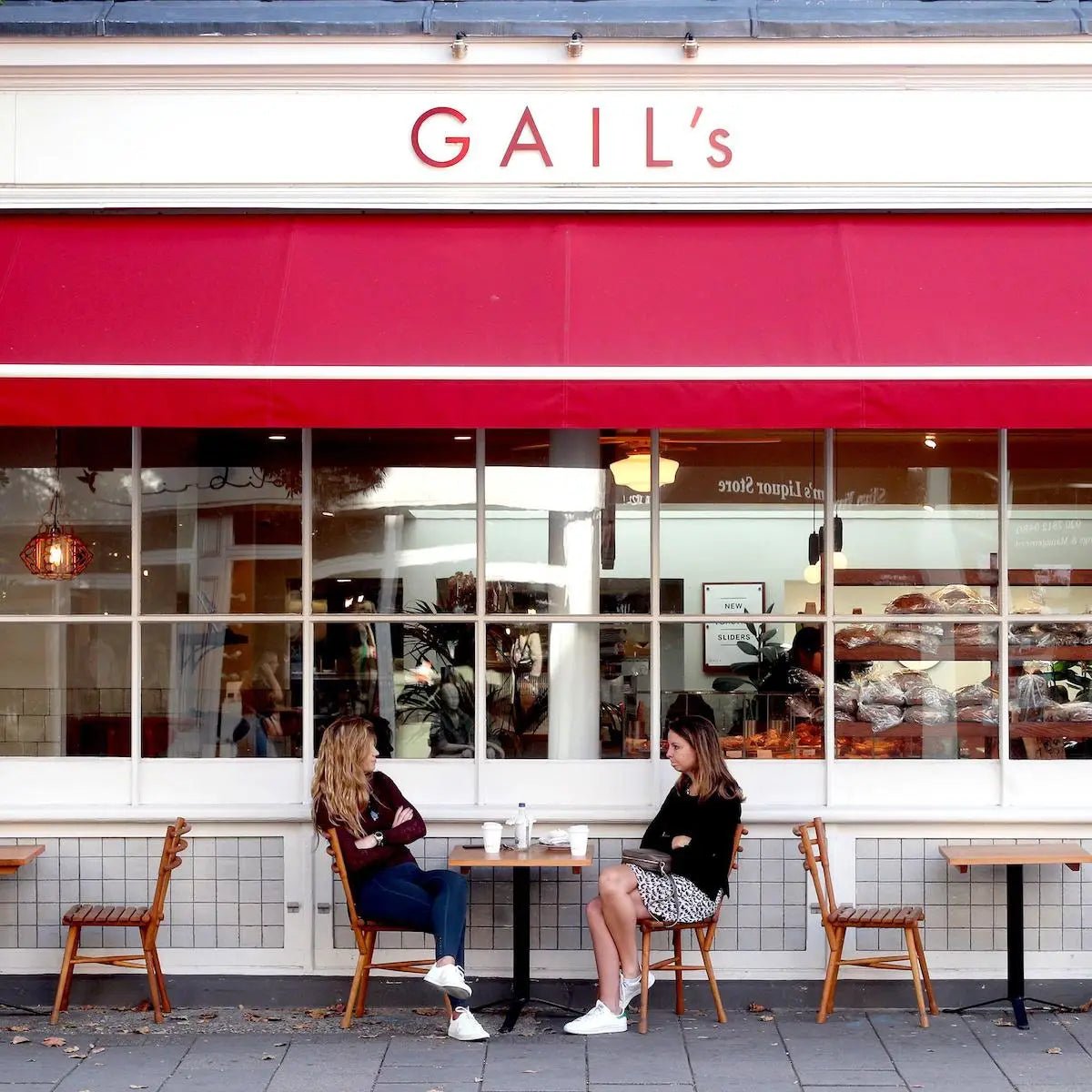 GAIL'S BAKERY, MULTIPLE BRANCHES | LIGHTING SUPPLY - DYKE & DEAN