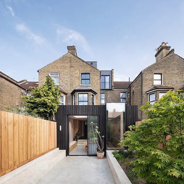 TSUBO NIWA HOUSE | LIGHTING SUPPLY | INTERIOR BY FRAHER AND FINDLAY | PHOTOGRAPHY BY ADAM SCOTT - DYKE & DEAN