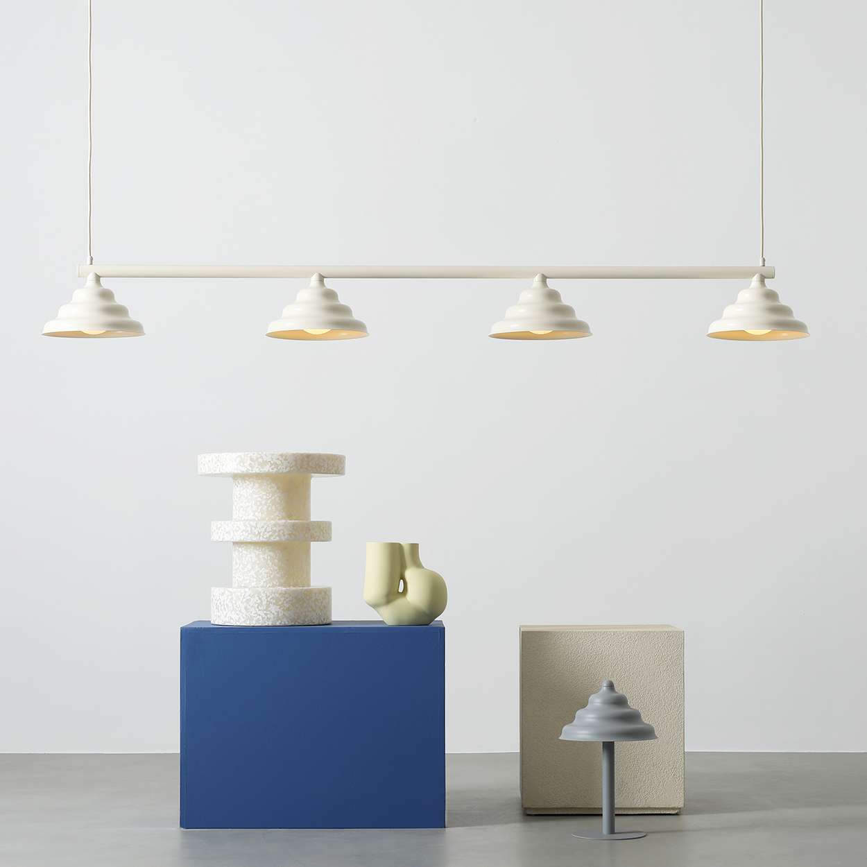 WAVE SUSPENSION BAR PENDANT 4 LIGHT GREEN