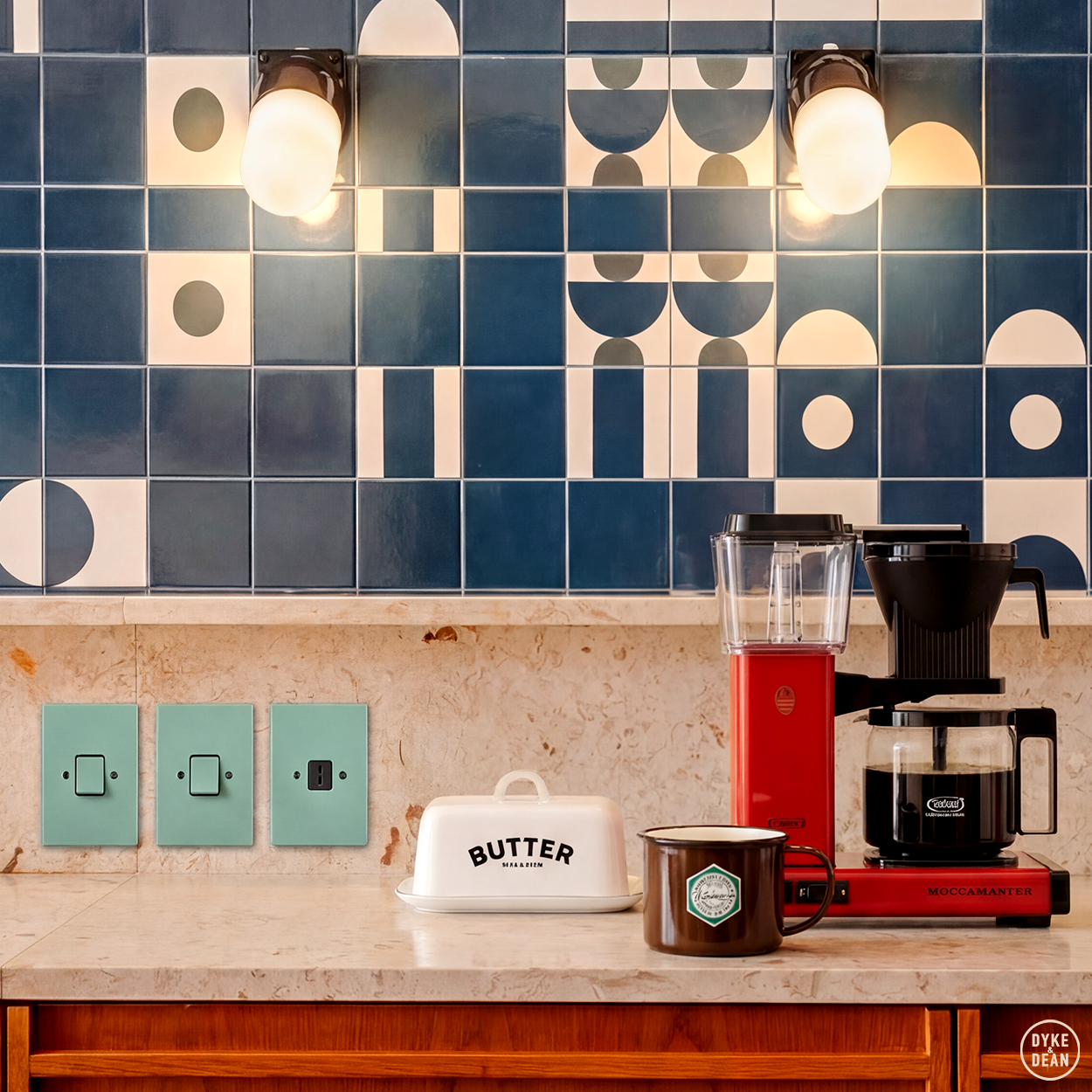 KATY PATY PORCELAIN PLATE WALL LIGHT SWITCH DOUBLE MATTE BLACK