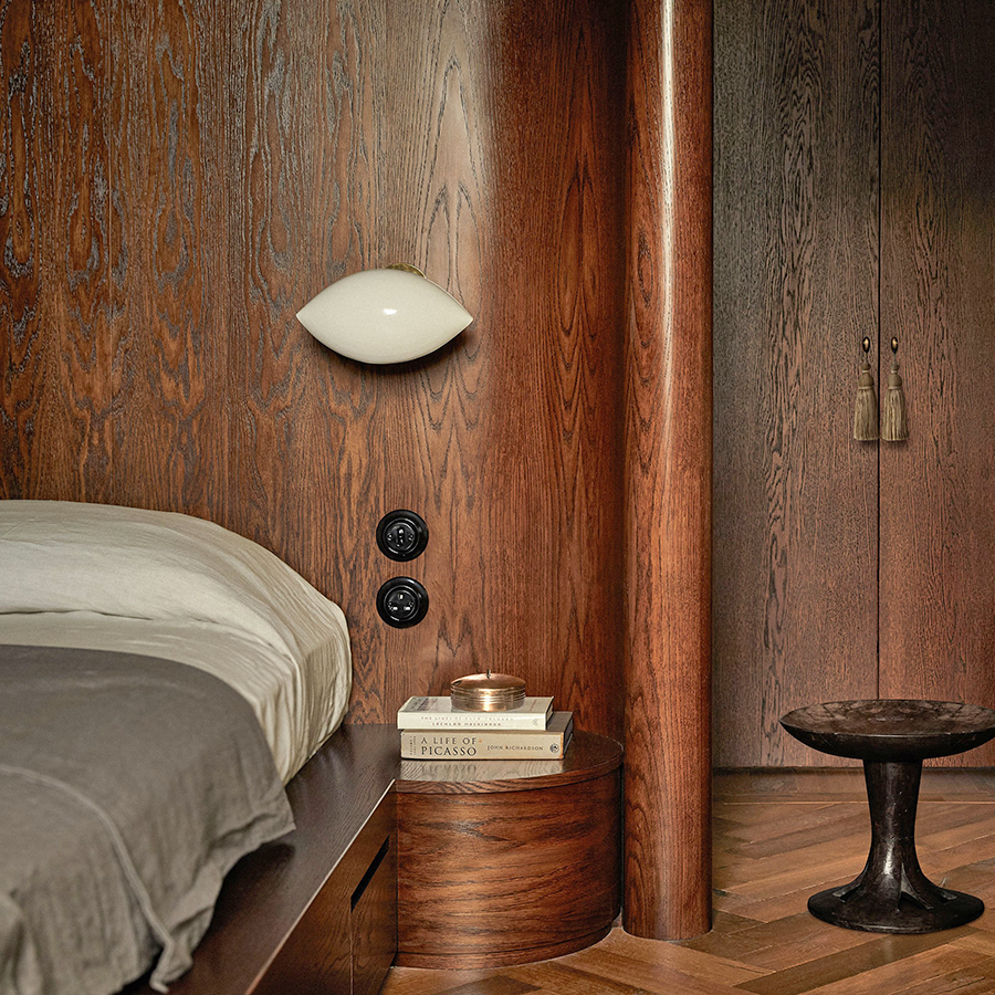 PORCELAIN WALL SOCKET BRICK RED UK