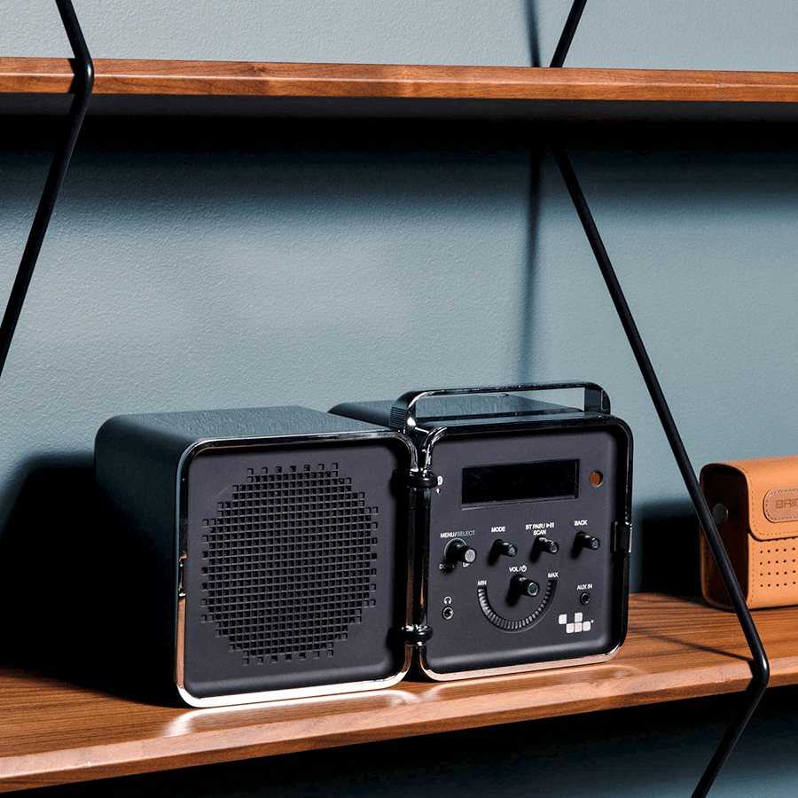 BRIONVEGA YELLOW RADIO CUBO OUTLET - DYKE & DEAN