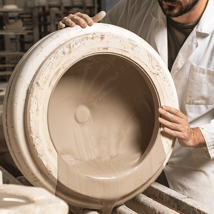 CERAMIC DOME PENDANT OVA LARGE - DYKE & DEAN