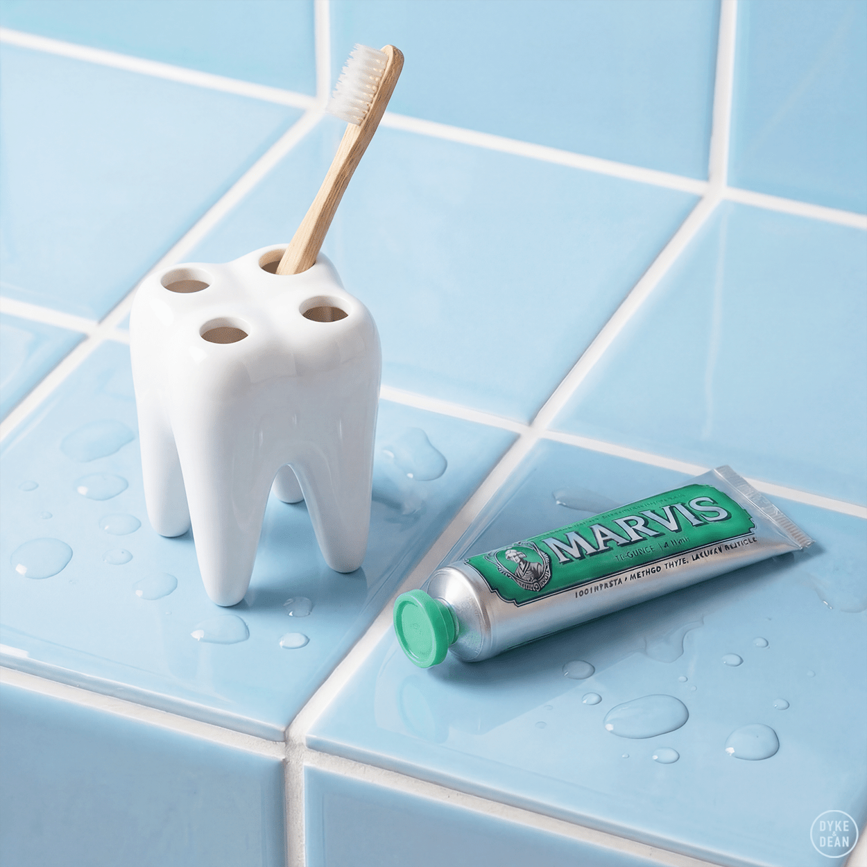 CERAMIC TOOTHBRUSH HOLDER TOOTH - DYKE & DEAN