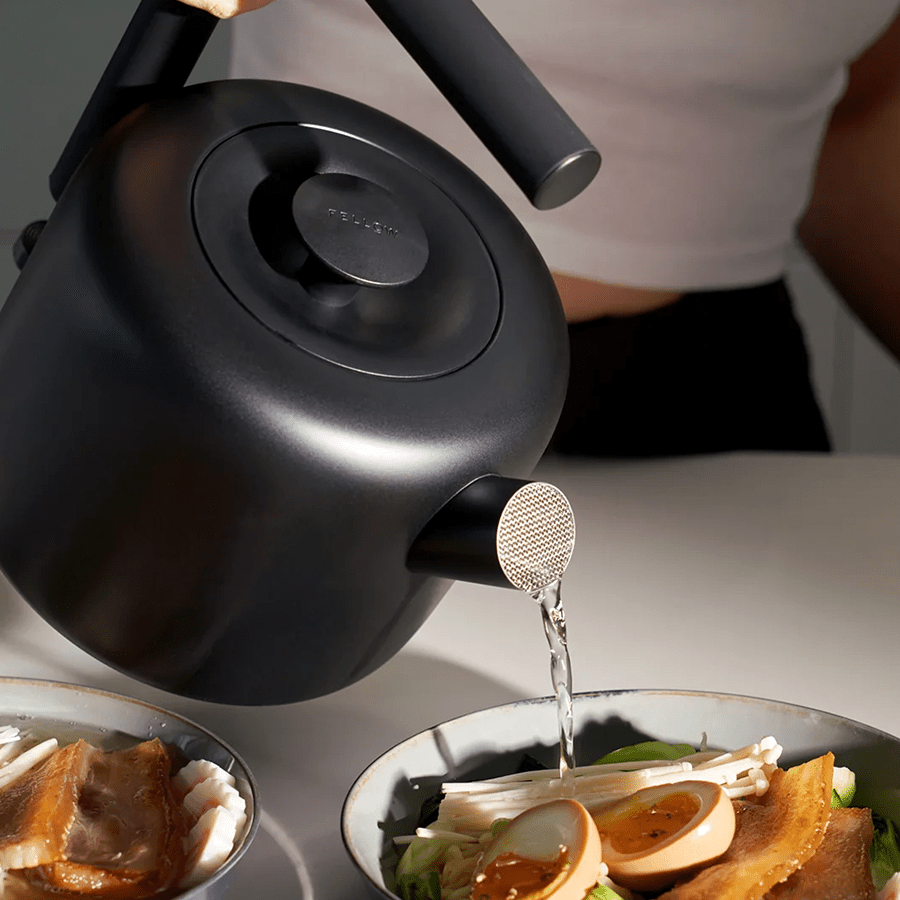 CLYDE STOVETOP TEA KETTLE - DYKE & DEAN