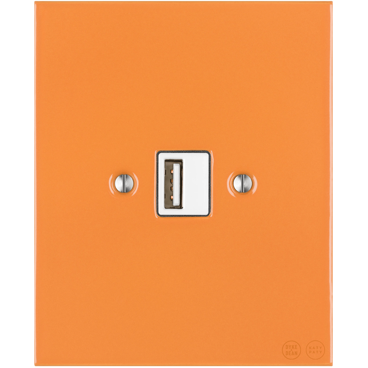 KATY PATY PORCELAIN PLATE WALL USB CHARGER CARROT - DYKE & DEAN