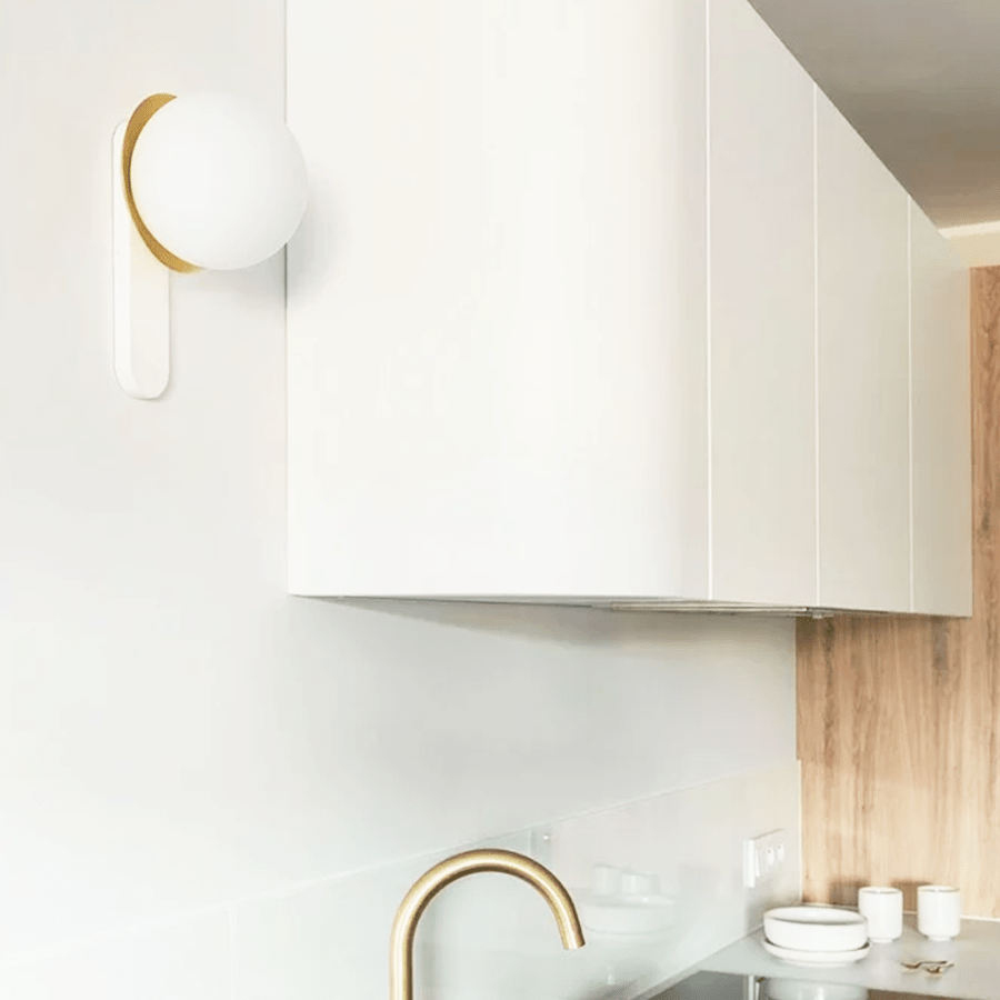 KUUL D WATERPROOF WALL LIGHT BEDSIDE WHITE - DYKE & DEAN