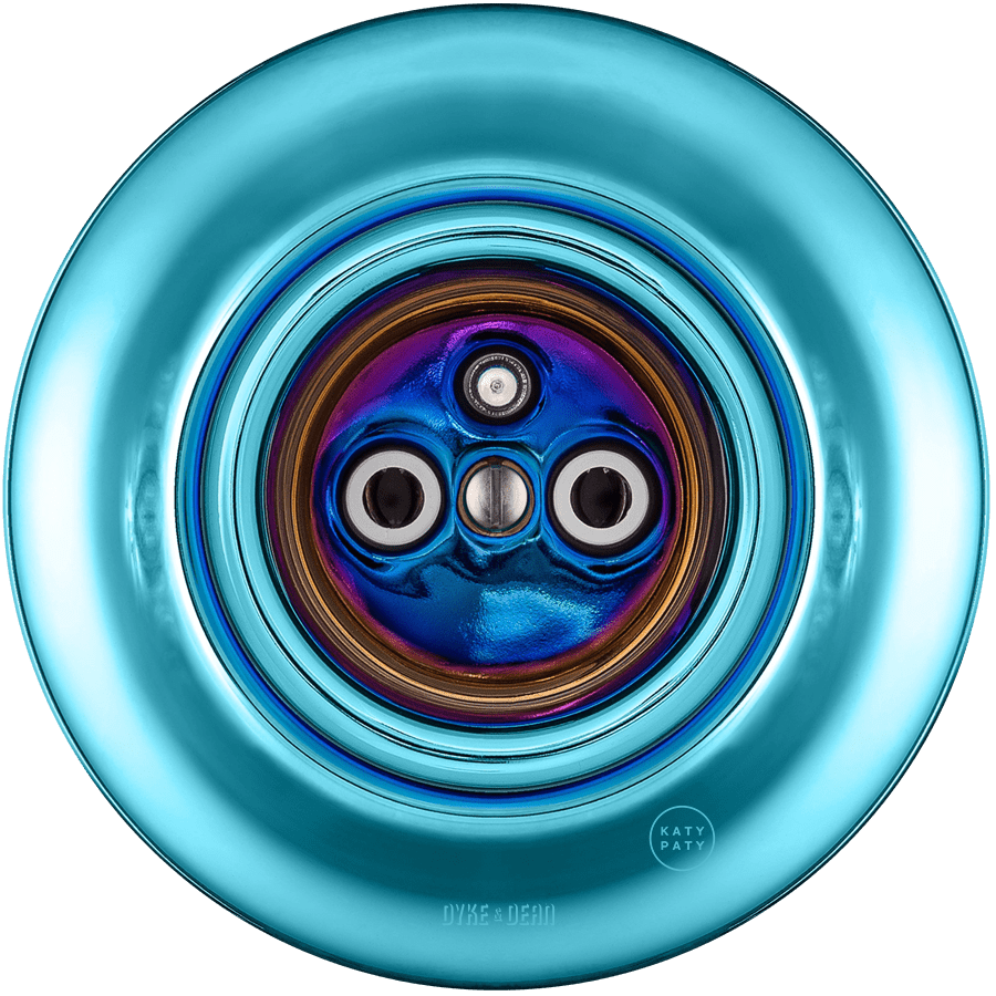 PORCELAIN 2 PIN WALL SOCKET SKY BLUE - DYKE & DEAN