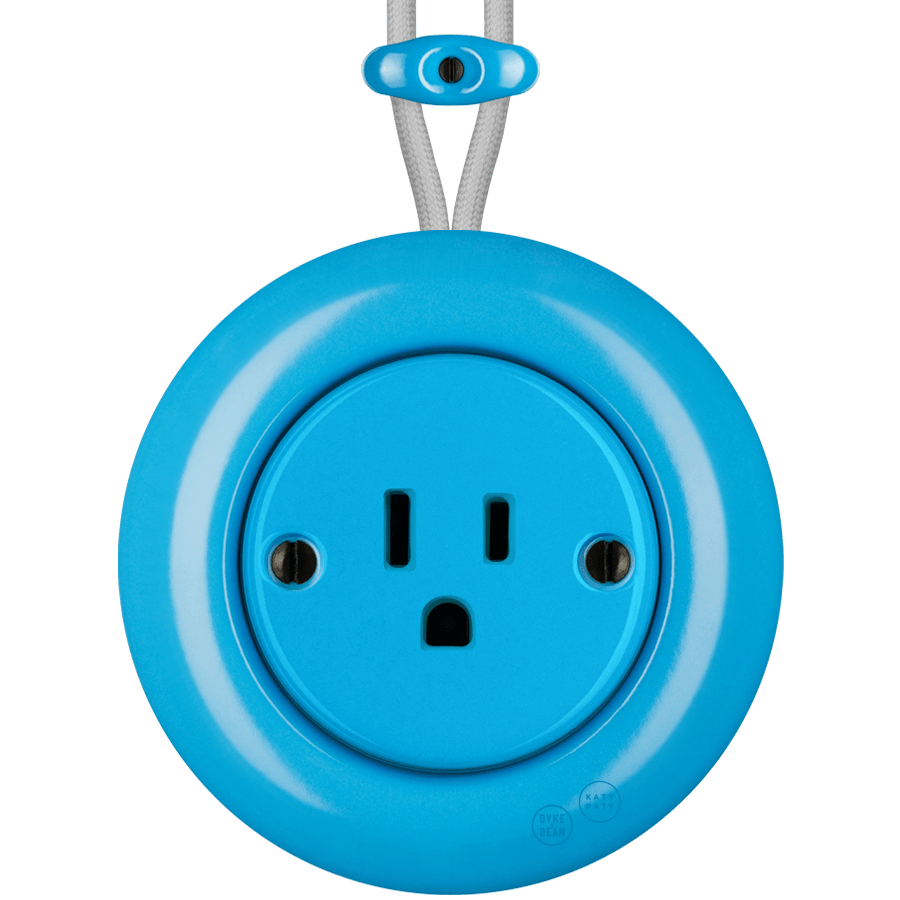 PORCELAIN KATY PATY COLONA ROUND SURFACE MOUNTED USA 15AMP SOCKET AZURE - DYKE & DEAN