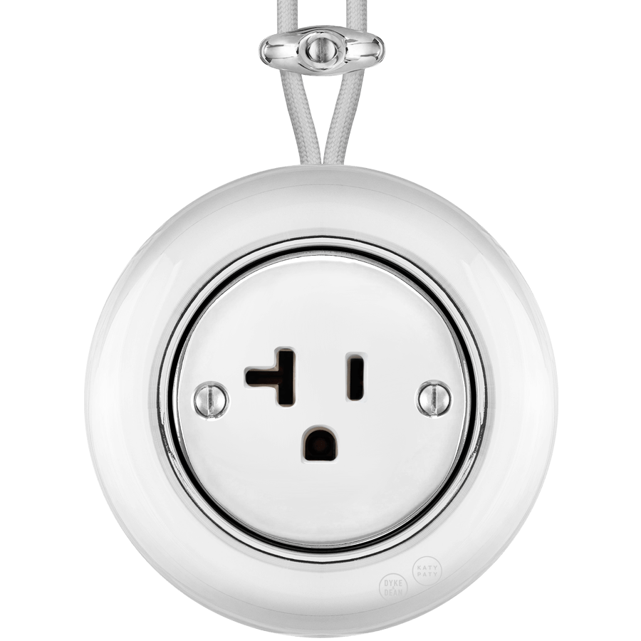 PORCELAIN KATY PATY COLONA ROUND SURFACE MOUNTED USA 20AMP SOCKET CHROME - DYKE & DEAN