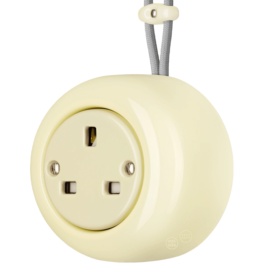 PORCELAIN ROUND SURFACE MOUNTED UK SOCKET VANILLA - DYKE & DEAN