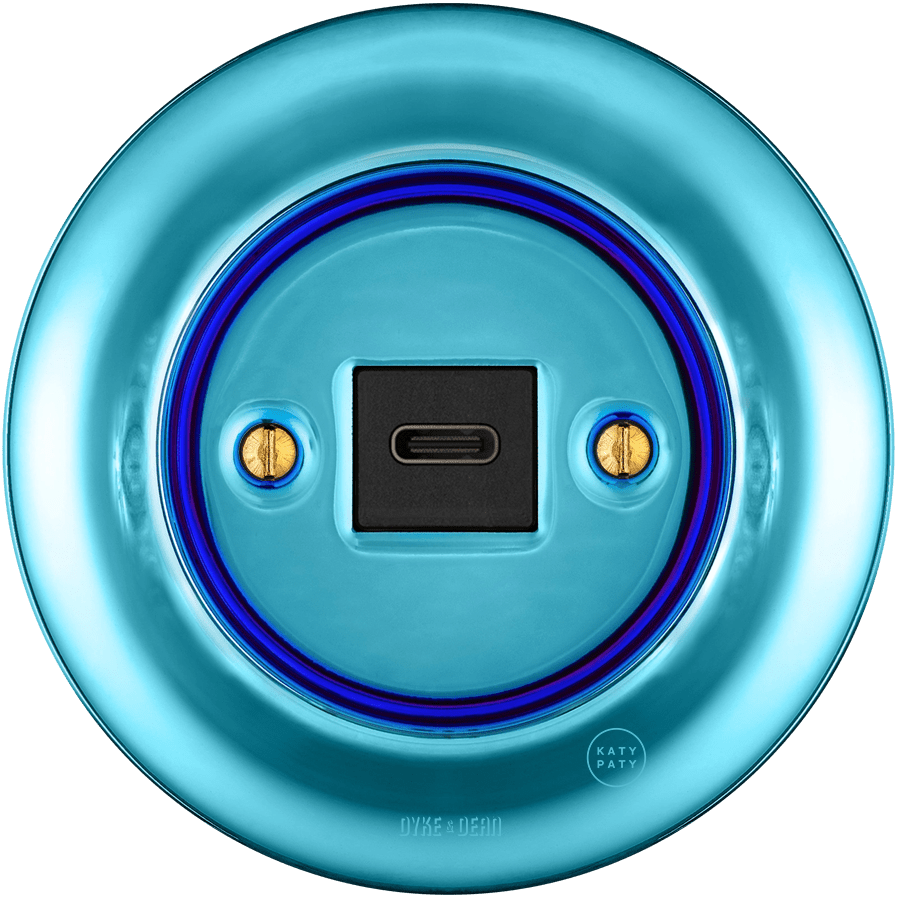 PORCELAIN WALL SOCKET SKY BLUE USB - C - DYKE & DEAN