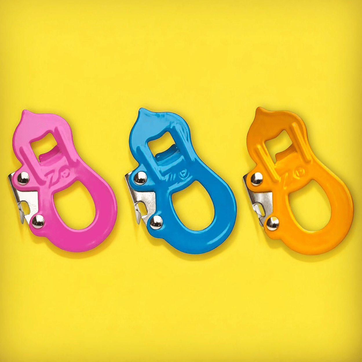 SHOWA BLUE BOTTLE & CAN OPENER - DYKE & DEAN