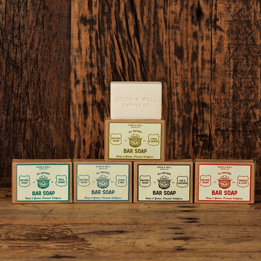 SMOKEY BEAR BAR SOAP VETIVER & CEDAR - DYKE & DEAN