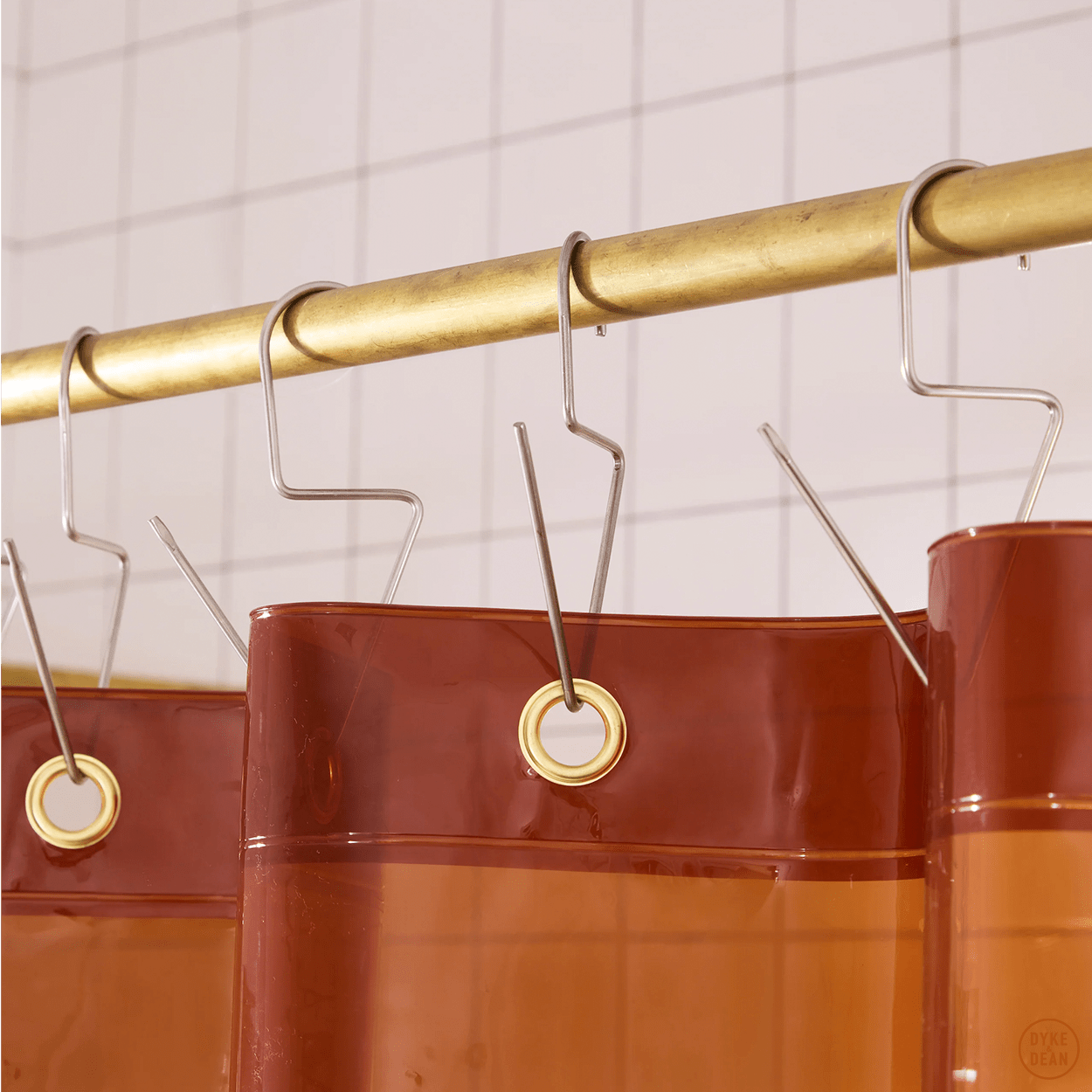 SUN SHOWER CURTAIN ORIENT CHEETAH - DYKE & DEAN