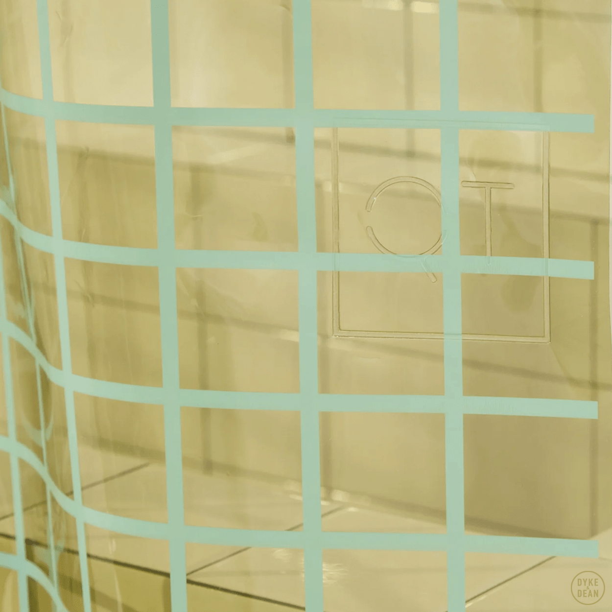 SUN SHOWER GRID CURTAIN OLIVE GREEN - DYKE & DEAN