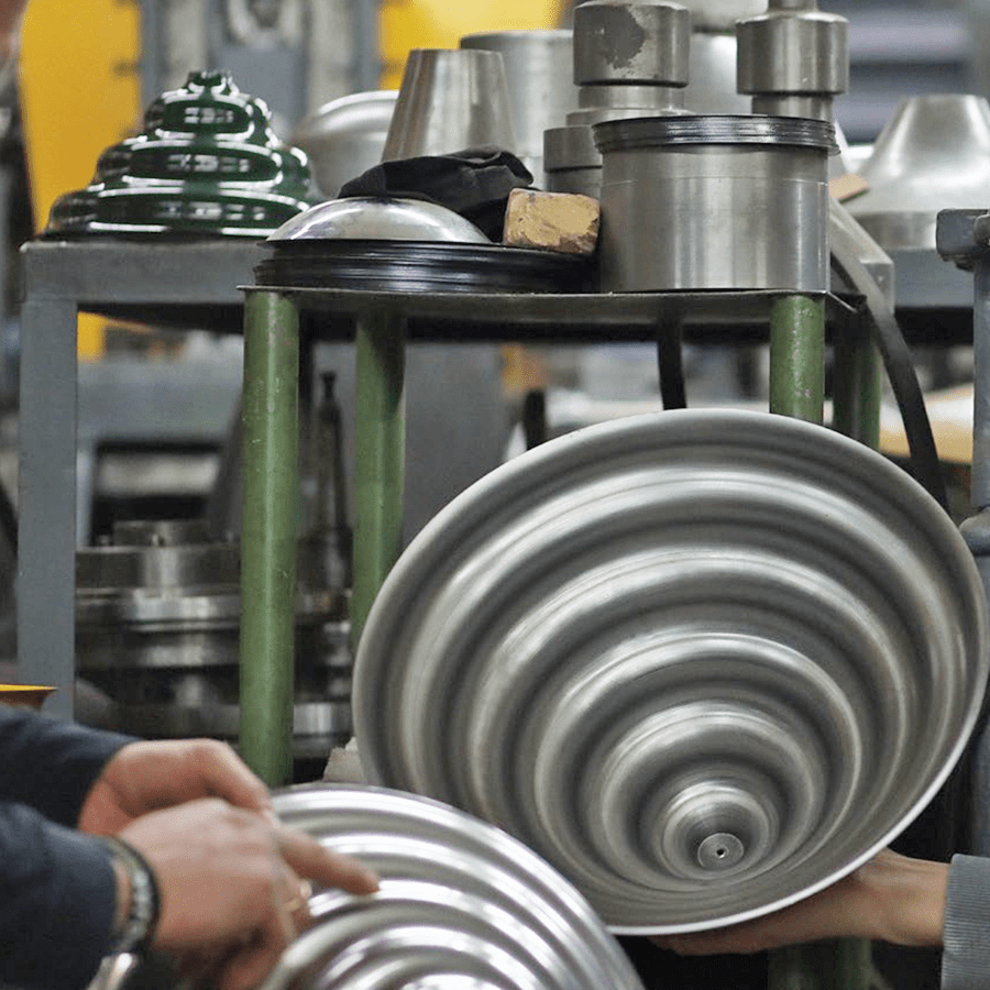 WAVE SUSPENSION BAR PENDANT 3 LIGHT GREY - DYKE & DEAN