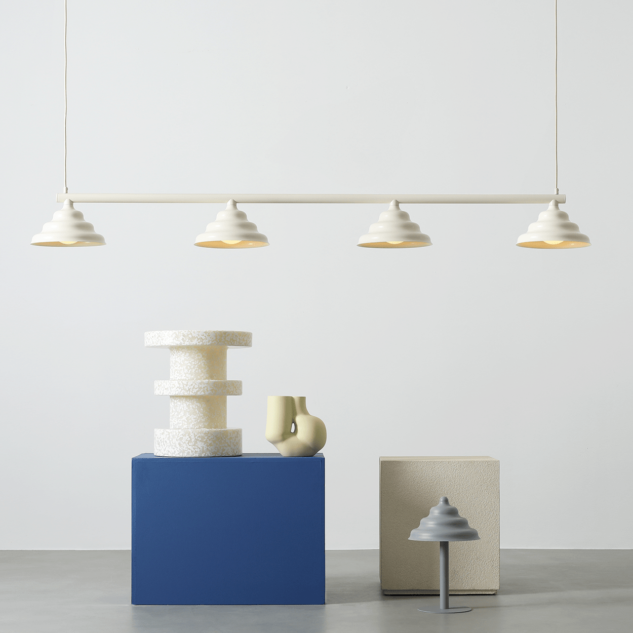 WAVE SUSPENSION BAR PENDANT 4 LIGHT RED - DYKE & DEAN