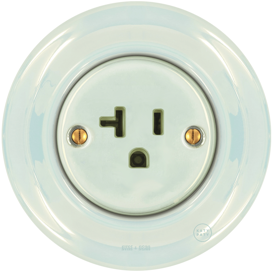 PORCELAIN WALL SOCKET CONCHA USA 20AMP - DYKE & DEAN