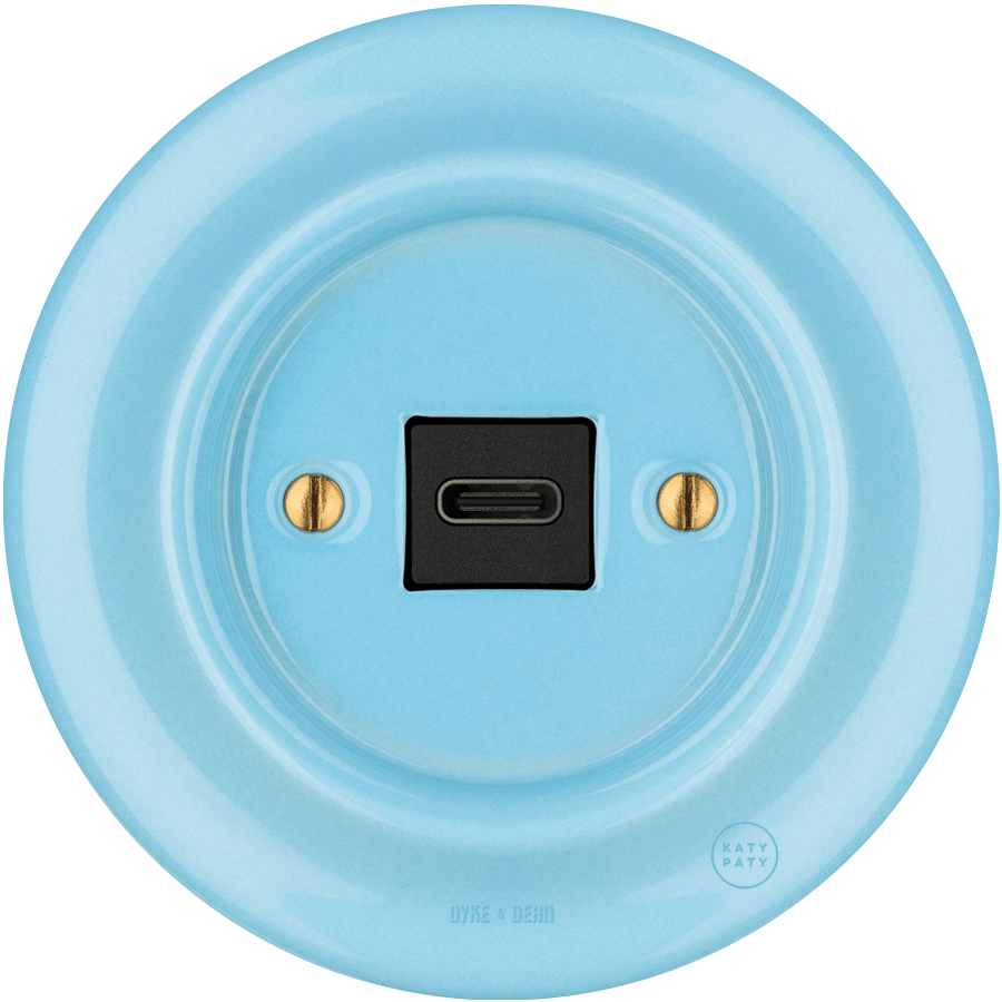 PORCELAIN WALL SOCKET PASTEL BLUE USB-C - DYKE & DEAN