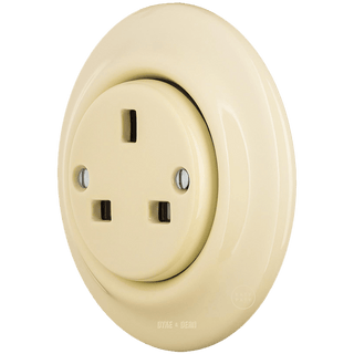 PORCELAIN WALL SOCKET VANILLA UK - DYKE & DEAN